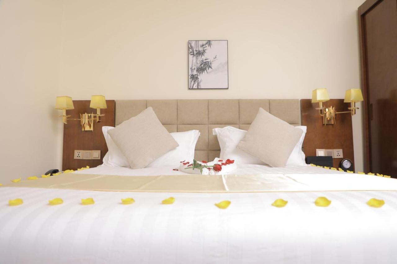 Roseau Hotel And Spa Gonder ภายนอก รูปภาพ
