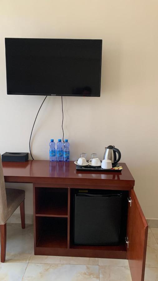 Roseau Hotel And Spa Gonder ภายนอก รูปภาพ