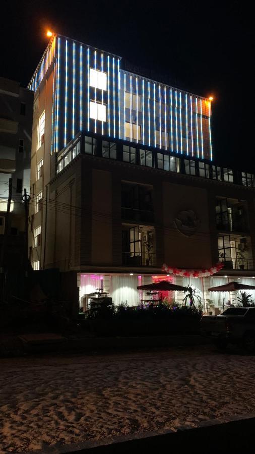 Roseau Hotel And Spa Gonder ภายนอก รูปภาพ